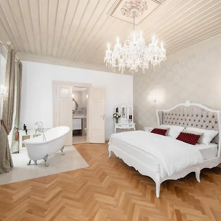 호텔 & Restaurant Chateau Trnova 4*